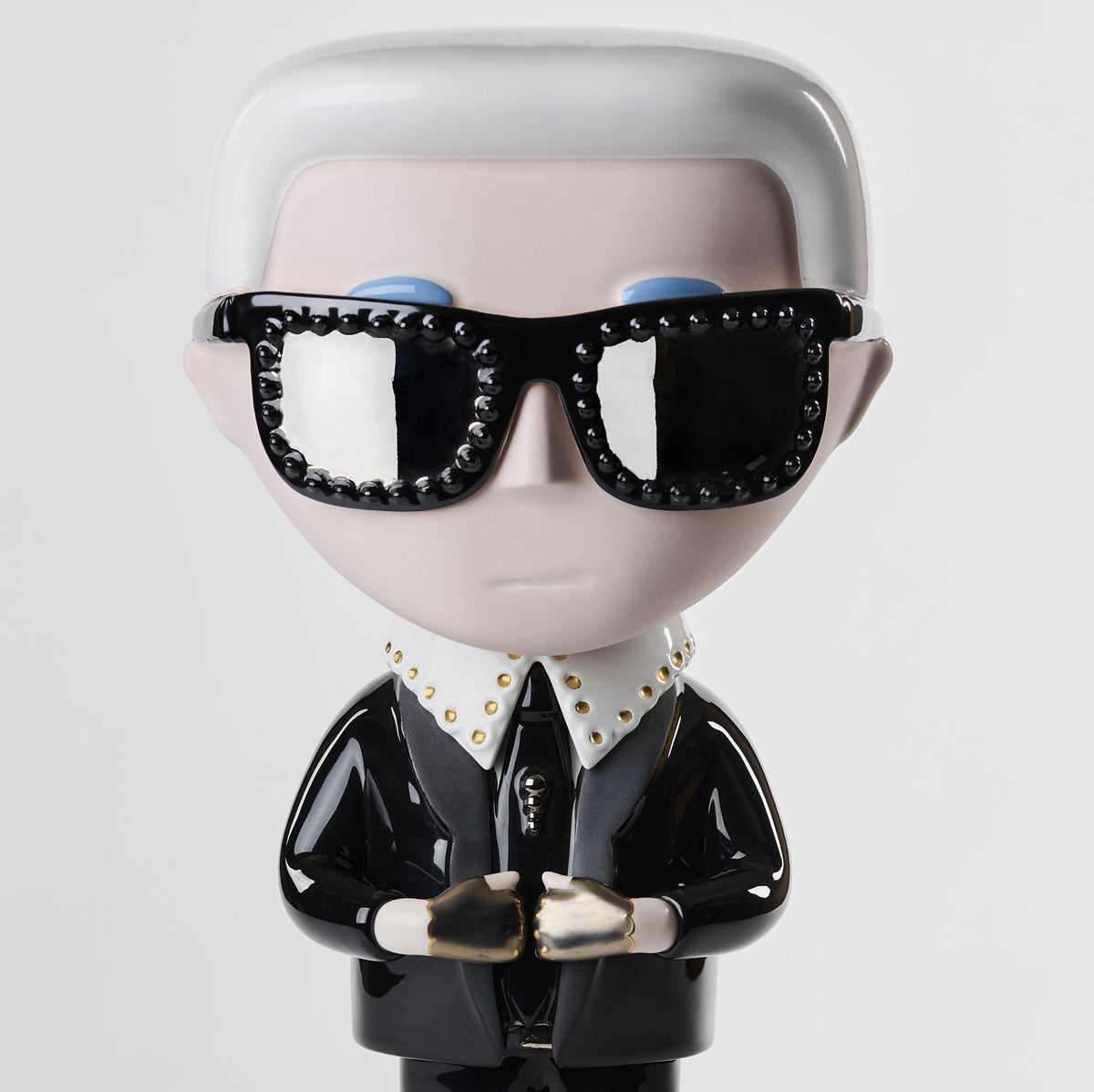 ROCK KARL – Porzellanskulptur von Nika Zupanc für KARL LAGERFELD x Bosa