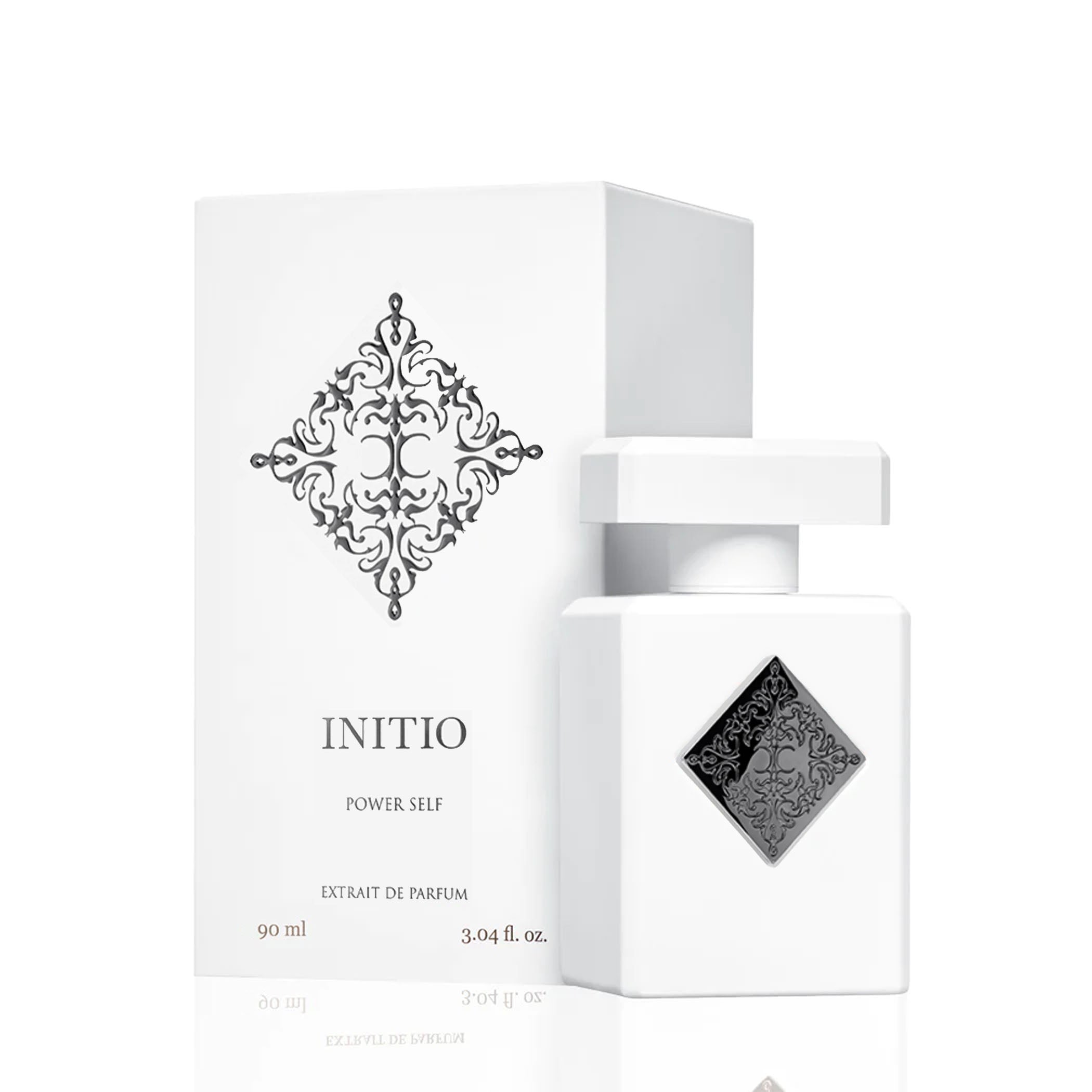 Power Self von Initio – eleganter Duft in mattem, weißen Flakon mit schwarzem Emblem. Vereint weiße Blüten, Moschus und Gewürze für pure innere Stärke.Jetzt bei 4D OUTFITTERS online bestellen.