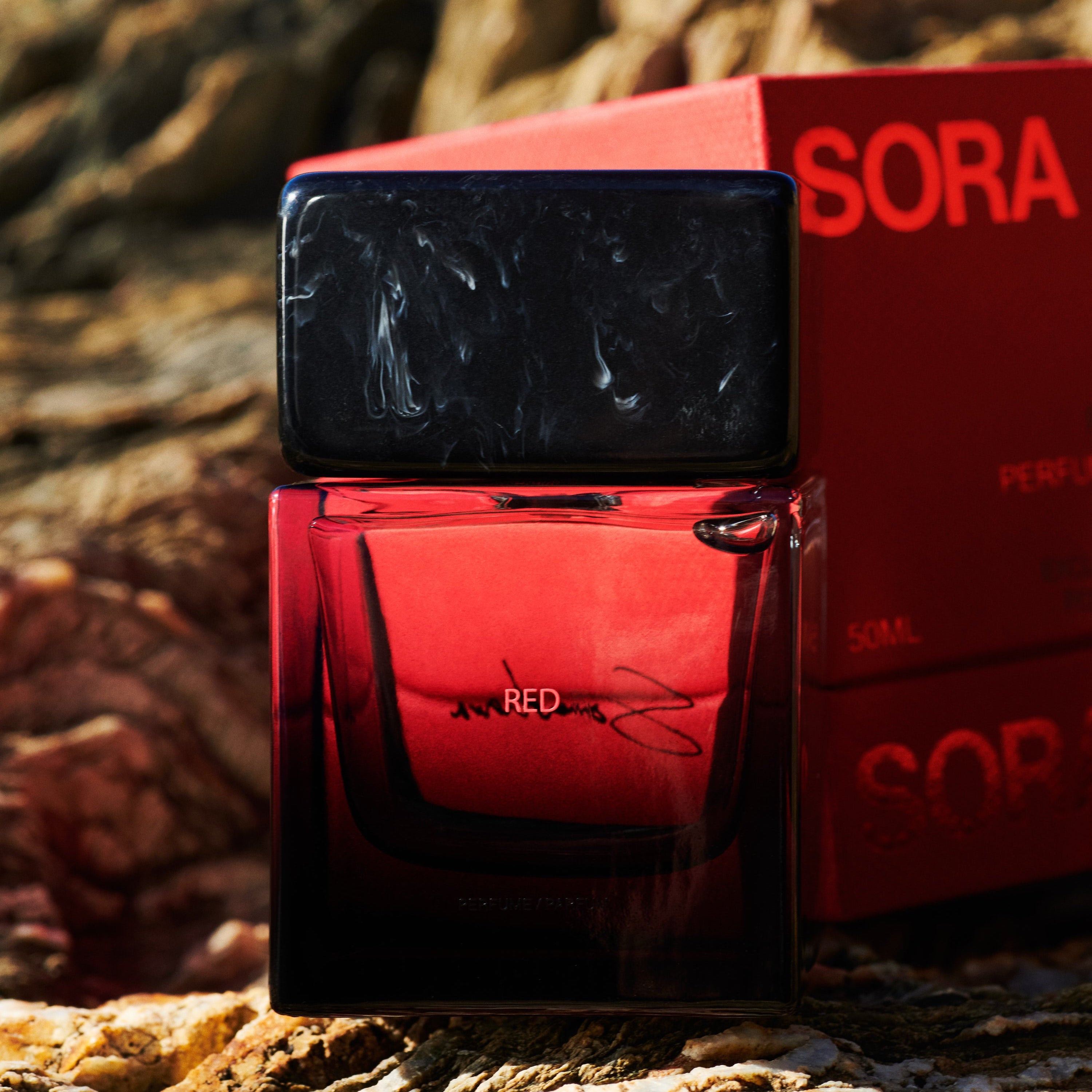Red perfume, Sora Dora + Jovoy Paris