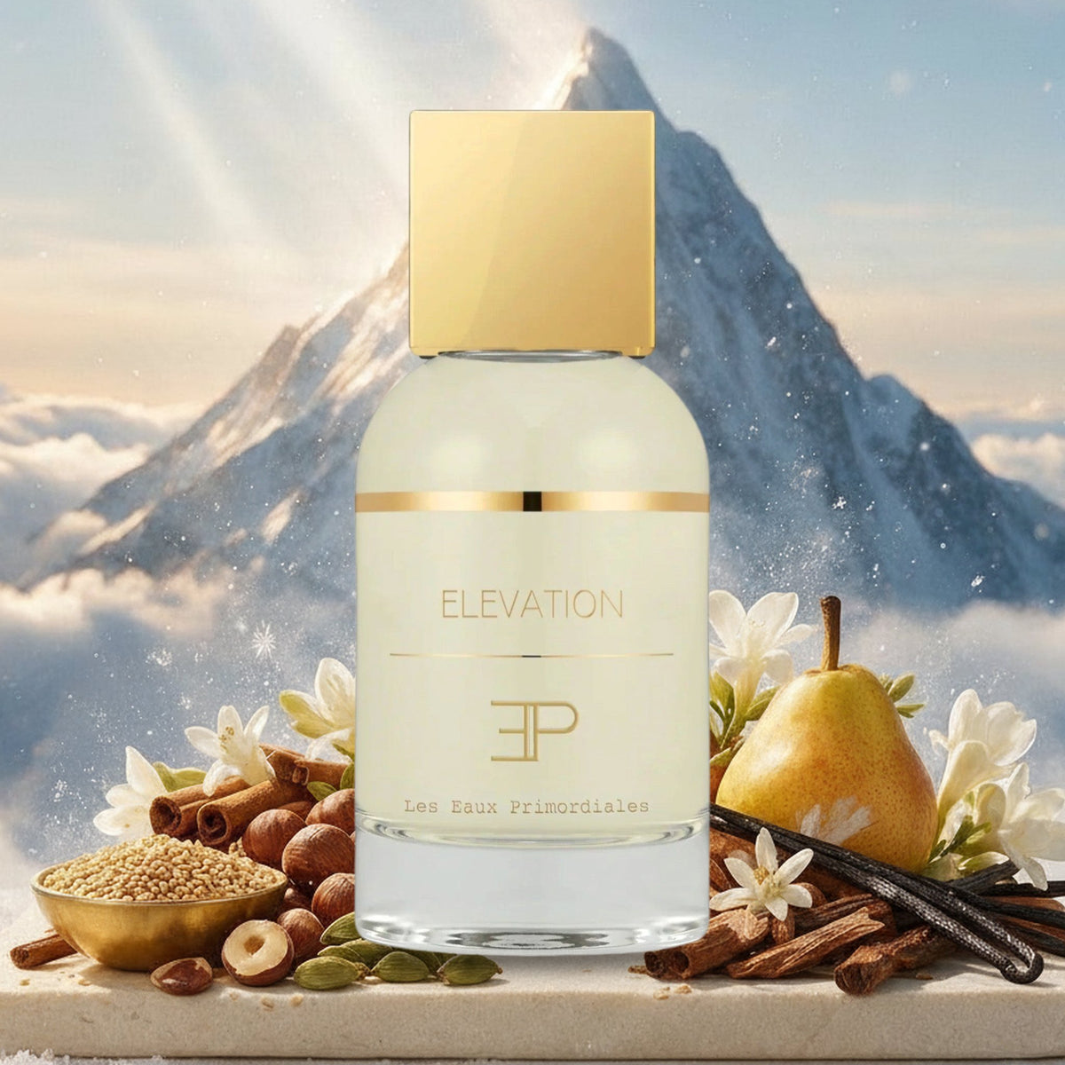 Elevation von Les Eaux Primordiales mit Birne, Haselnuss, Sesam und Vanille vor verschneitem Gipfel über den Wolken im Winter