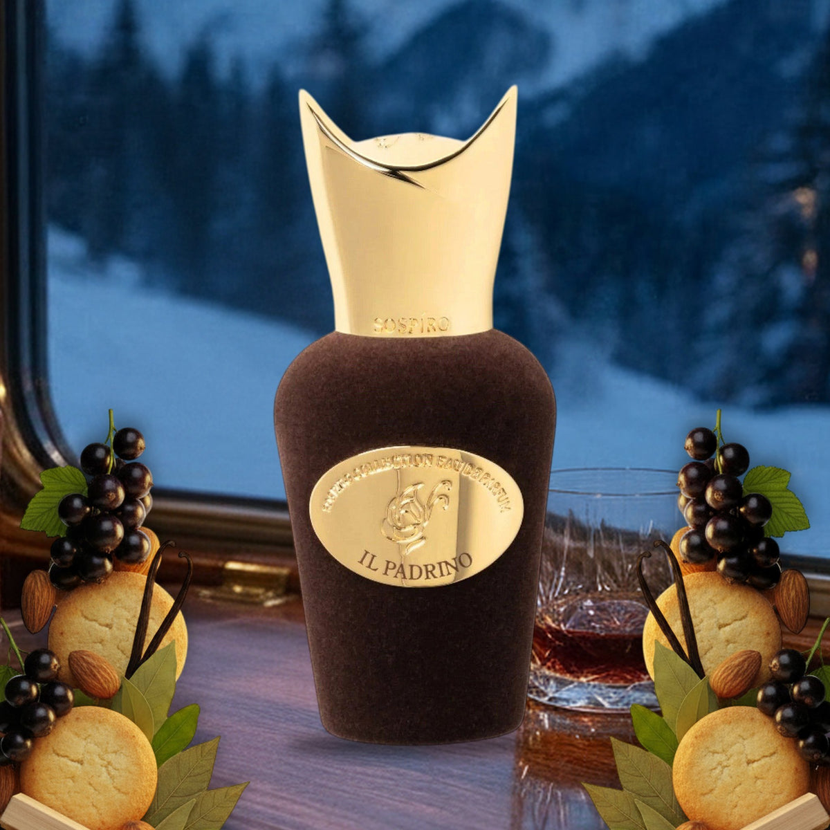 Il Padrino Miniatur von Sospiro im Nachtzugabteil vor verschneiten Alpen mit schwarzer Johannisbeere, Amaretto und Vanille
