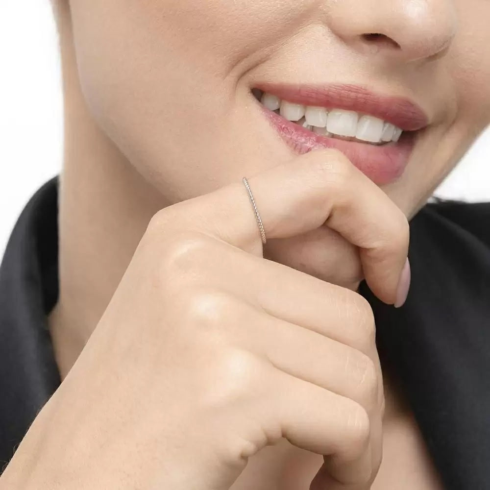 Ring-Twist-18-K-Weissgold-fr8140-m2