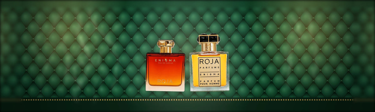 Enigma Pour Homme EdP und Parfum von Roja Parfums vor grünem Chesterfield-Leder im Gentlemen's Club