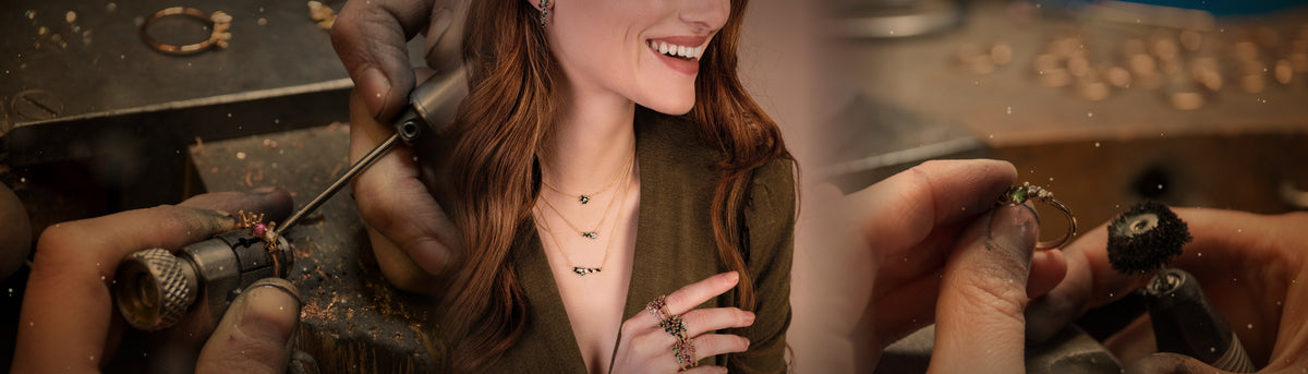 Noën-Schmuck zu Weihnachten: Model im grünen Kleid mit Luz-Schmuck, links und rechts die Goldschmiede-Werkstatt
