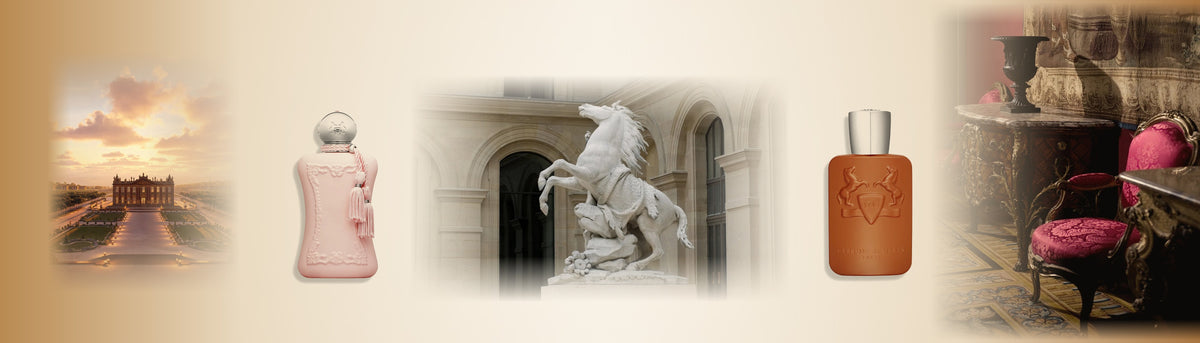 Eines der Pferde von Marly im Louvre, daneben die Flakons von Delina und Althaïr, links das Château de Marly im Abendlicht