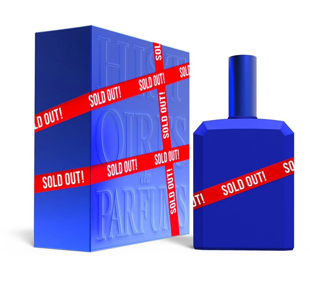 Histoires de Parfums SOLD OUT! This Is Not A Blue Bottle 1/.8 im kobaltblauen Flakon mit rotem SOLD OUT!-Band und zylindrischem Verschluss.
