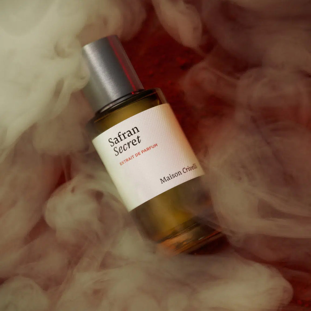 Safran Secret, Parfum Extrait, Maison Crivelli. Buy now securely.