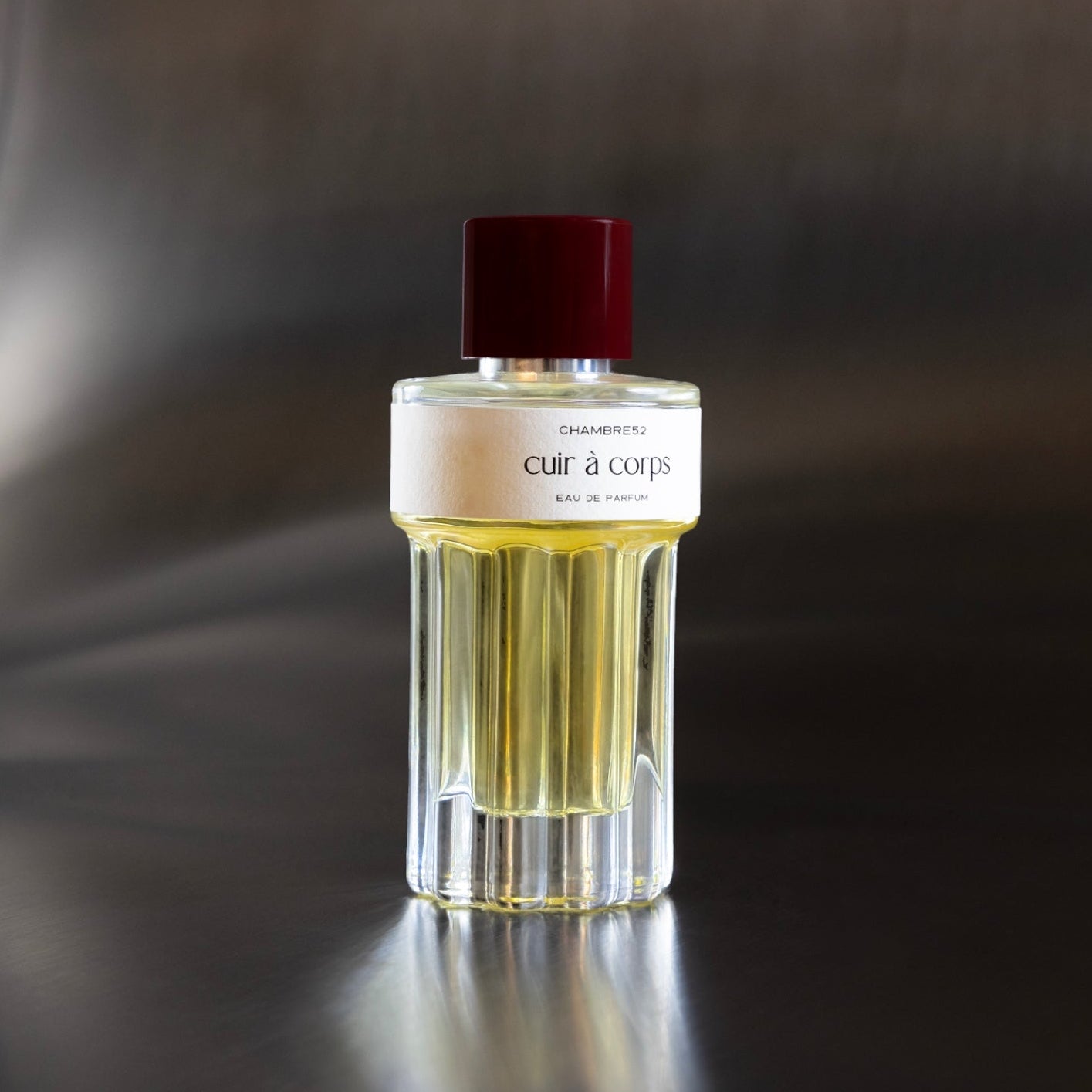 Cuir a Corps, Chambre52