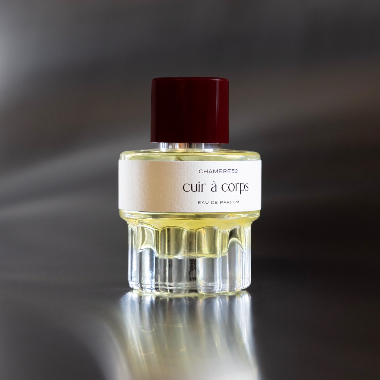 Cuir a Corps, Chambre52