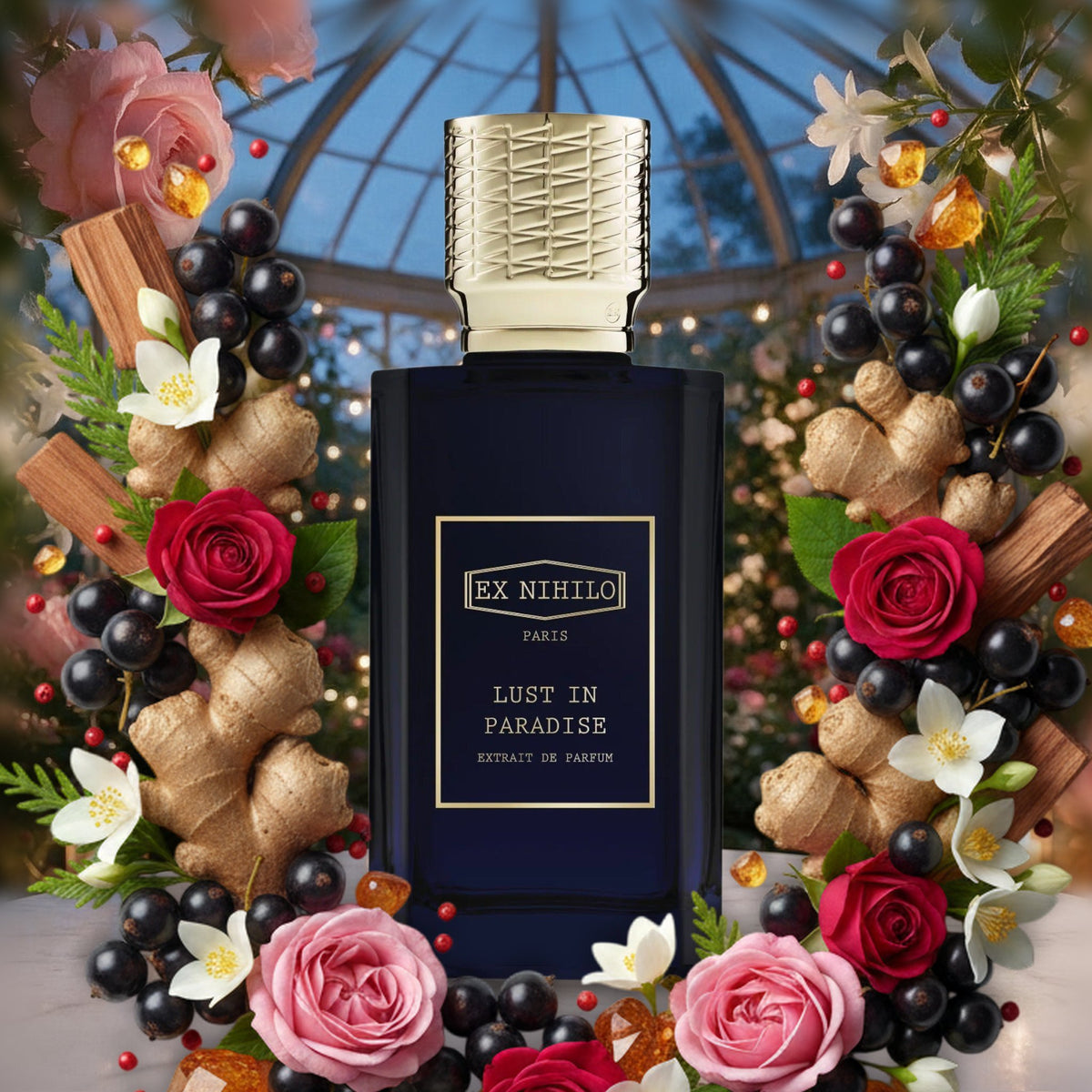 Lust in Paradise Extrait von Ex Nihilo in Rosen-Orangerie am Frühlingsabend, mit Rosen, Jasmin, Cassis und Ingwer