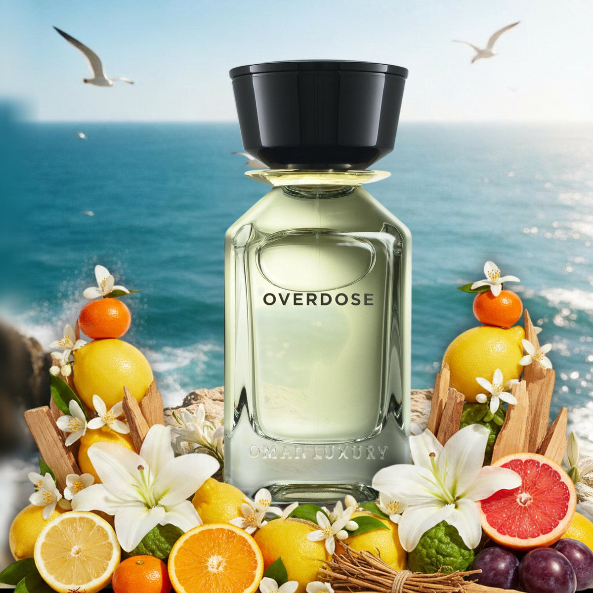 Overdose von Omanluxury auf einer Klippe über dem weiten Ozean im Sommer, umrahmt von Zitrusfrüchten, Lilien und Pflaumen