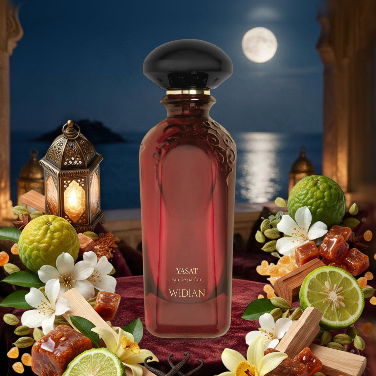 Yasat Eau de Parfum von Widian auf Samttisch einer Palastterrasse bei Vollmond am Meer, umrahmt von Bergamotte und Karamell